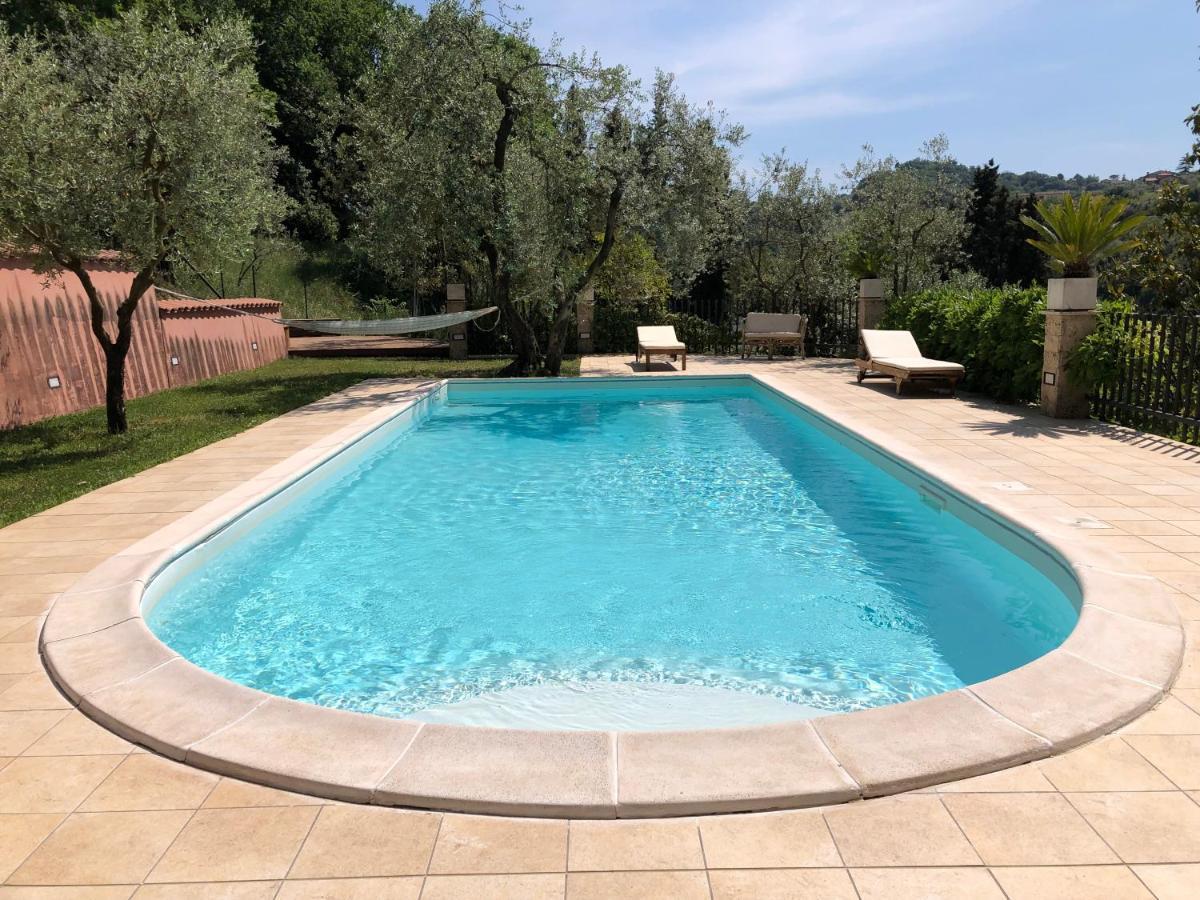 Villa Villino Con Piscina Terni Exterior foto